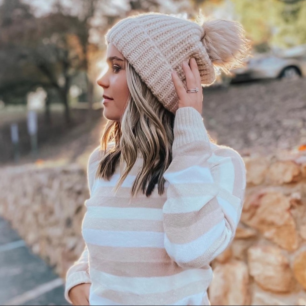 Express Ribbed Knit Pom Beanie